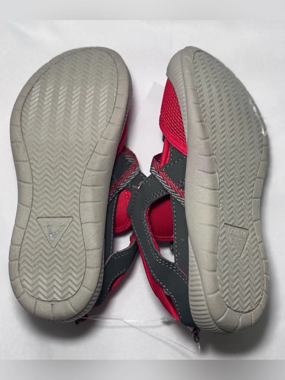 OshKosh B'Gosh Toddler Bump Toe Sandal